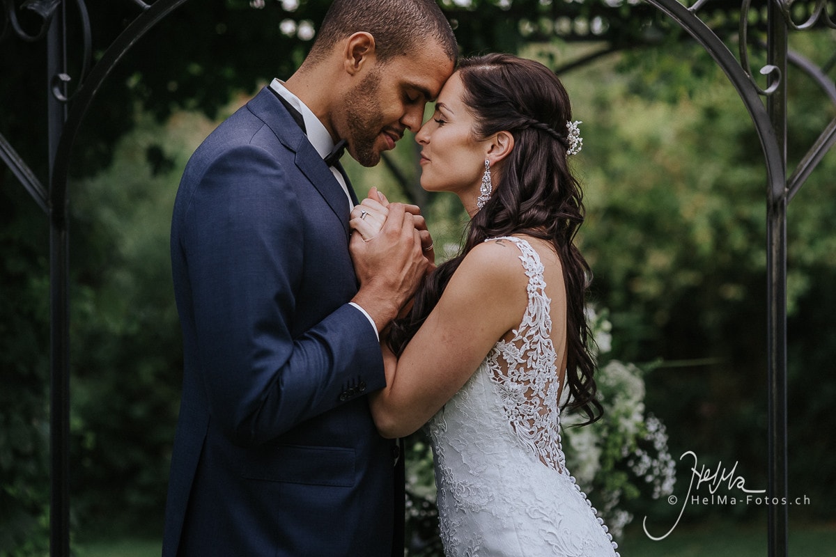 HelMa_Fotografie_Hochzeitsfotograf_Bern_Säriswil__14 Hochzeit in Säriswil | Amboz Eventhalle  