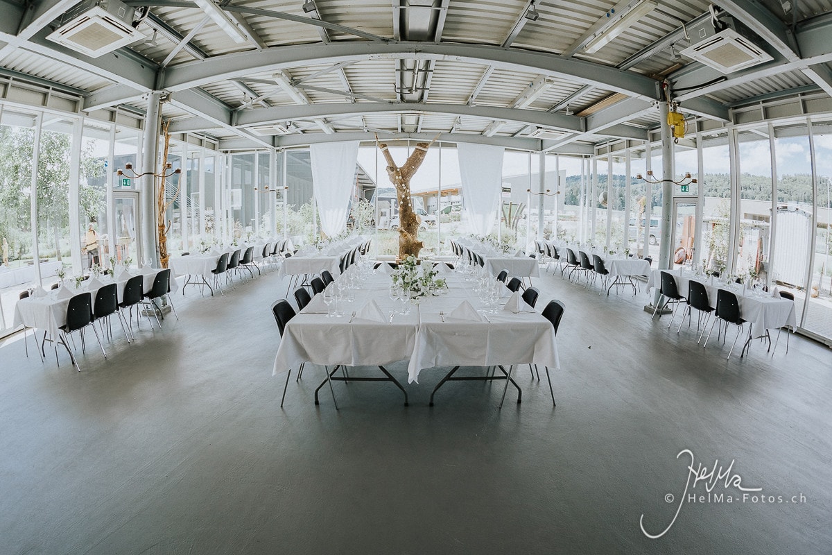 HelMa_Fotografie_Hochzeitsfotograf_Bern_Säriswil__21 Hochzeit in Säriswil | Amboz Eventhalle  