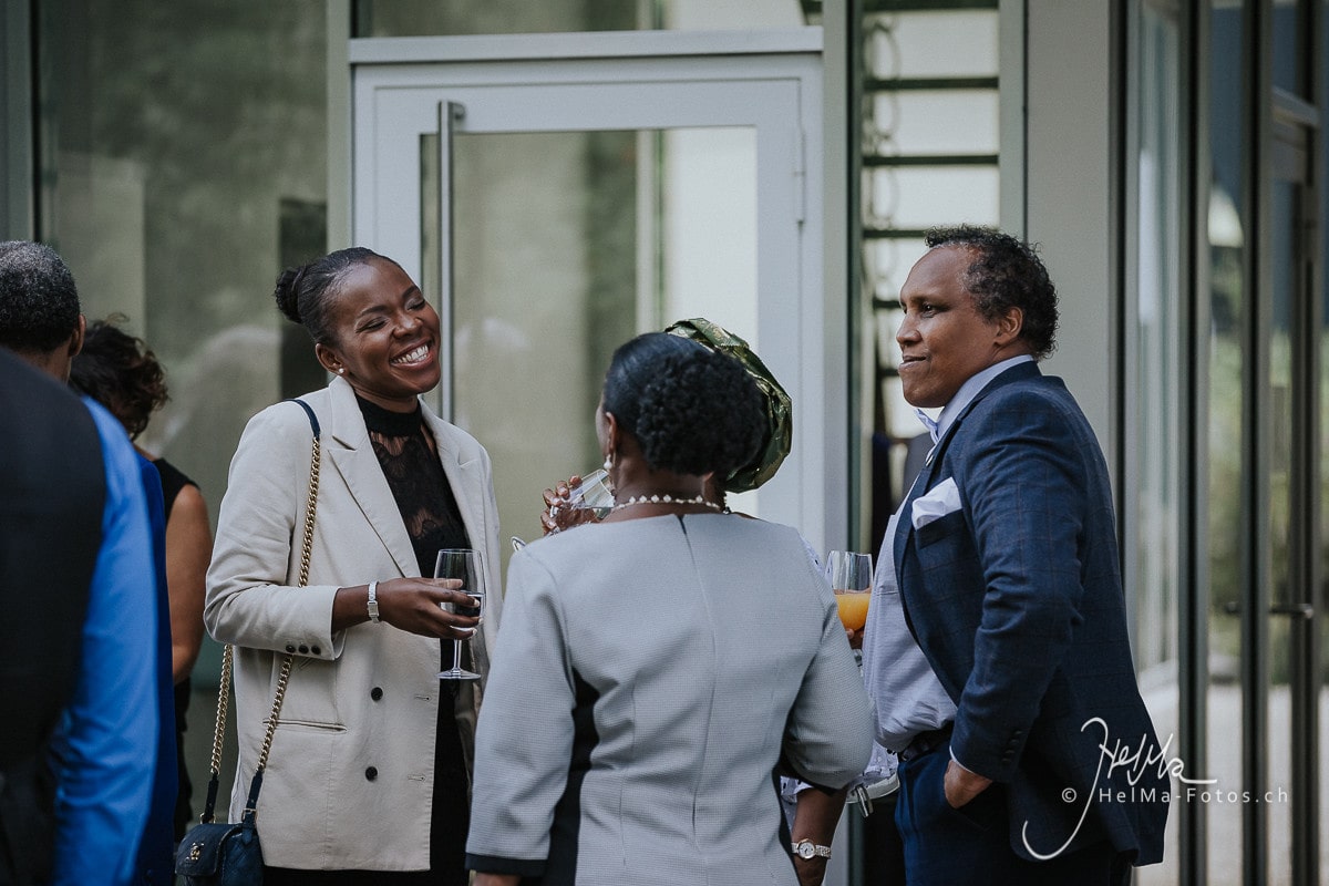 HelMa_Fotografie_Hochzeitsfotograf_Bern_Säriswil__26 Hochzeit in Säriswil | Amboz Eventhalle  