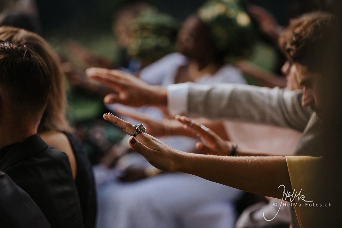 HelMa_Fotografie_Hochzeitsfotograf_Bern_Säriswil__34 Hochzeit in Säriswil | Amboz Eventhalle  