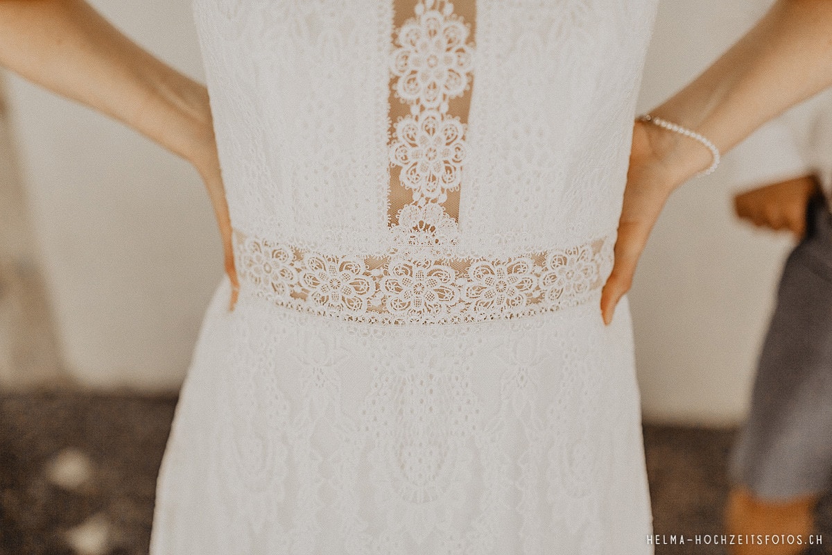 HelMa_Fotografie_Hochzeit_Hochzeitsfotograf_Bern_Biel_zivile_Hochzeit_Vintage_Zivilstandesamt_Bienne_von_Rütte-Gut__18 Familiäre Hochzeit | Hochzeitsfotograf Biel  