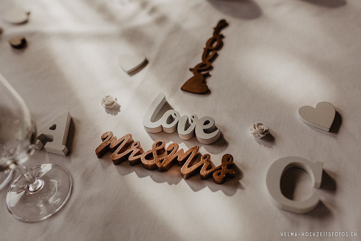 HelMa_Fotografie_Hochzeit_Hochzeitsfotograf_Bern_Biel_zivile_Hochzeit_Vintage_Zivilstandesamt_Bienne_von_Rütte-Gut__35 Familiäre Hochzeit | Hochzeitsfotograf Biel  
