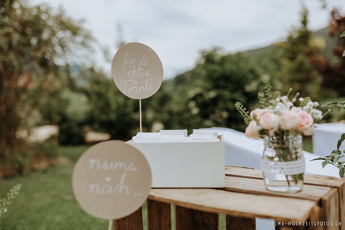 HelMa_Fotografie_Hochzeit_Hochzeitsfotograf_Bern_Jura_Schafmatthof_Gänsbrunnen_Bern_Landhochzeit_Heiraten_im_Gruenen_Fotografin__05 Landhochzeit im Jura  |  Schafmatthof  