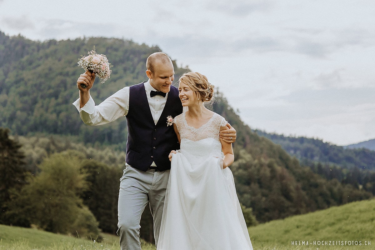 HelMa_Fotografie_Hochzeit_Hochzeitsfotograf_Bern_Jura_Schafmatthof_Gänsbrunnen_Bern_Landhochzeit_Heiraten_im_Gruenen_Fotografin__51 Landhochzeit im Jura  |  Schafmatthof  