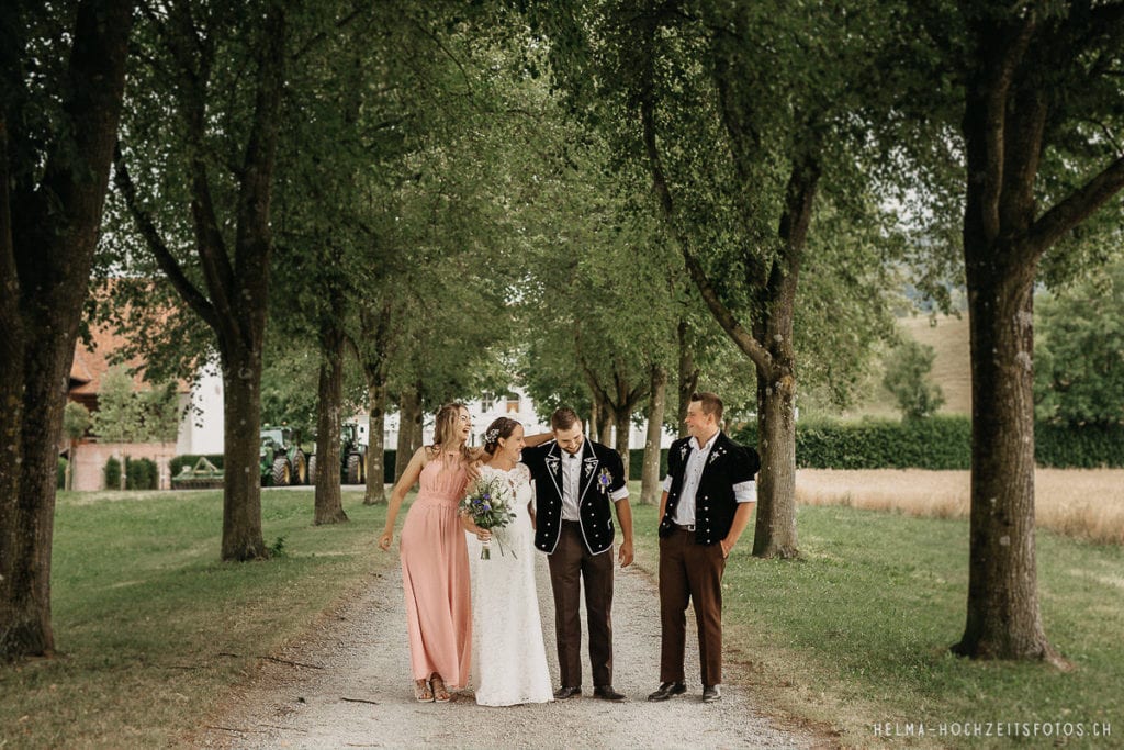 HelMa_Fotografie_Hochzeit_Hochzeitsfotograf_Bern_Gantrisch_Berghochzeit_Landhochzeit_Hochzeitsfotografin_Schweiz_Emmental_Thun_Biel_Elopement_Schweizer_Berge_Boho_wedding20190713_13-1024x683 Berghochzeit im Gantrischgebiet | Hochzeitsfotograf Kanton Bern  