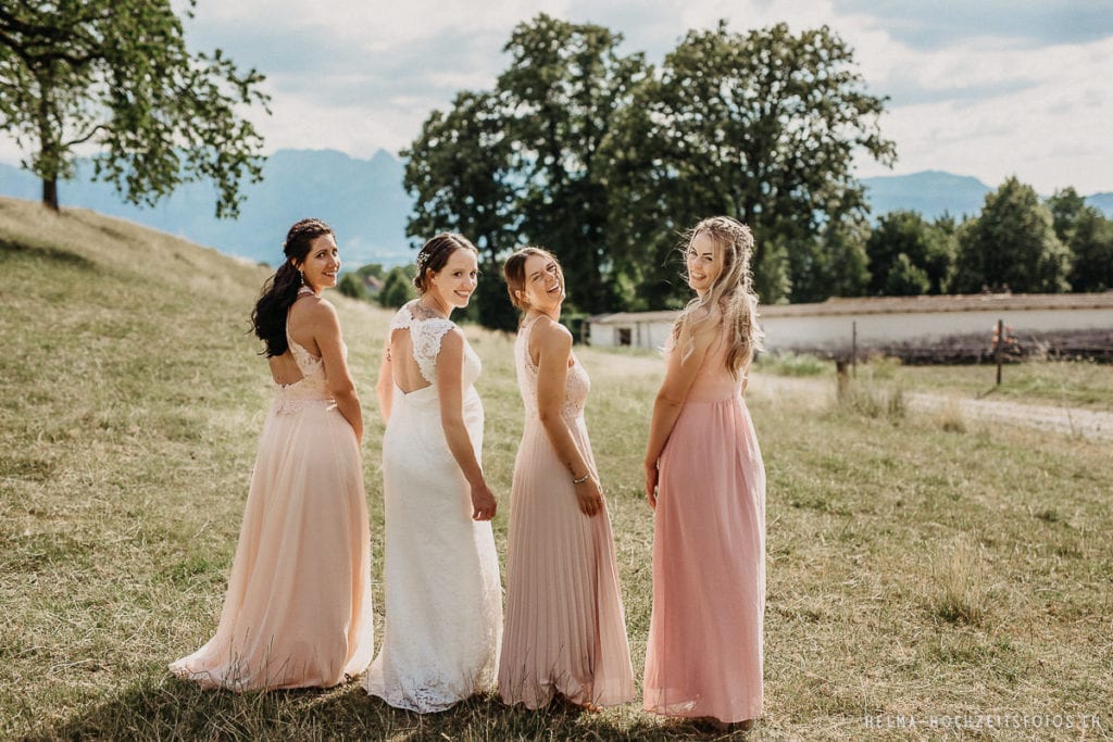 HelMa_Fotografie_Hochzeit_Hochzeitsfotograf_Bern_Gantrisch_Berghochzeit_Landhochzeit_Hochzeitsfotografin_Schweiz_Emmental_Thun_Biel_Elopement_Schweizer_Berge_Boho_wedding20190713_41-1024x683 Berghochzeit im Gantrischgebiet | Hochzeitsfotograf Kanton Bern  