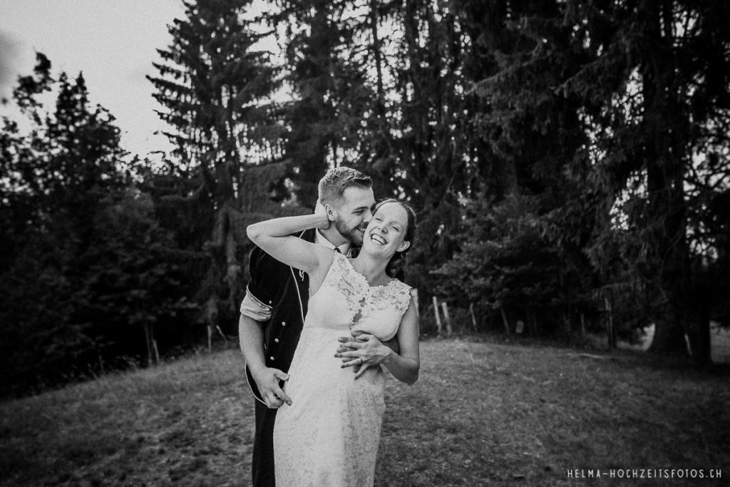 HelMa_Fotografie_Hochzeit_Hochzeitsfotograf_Bern_Gantrisch_Berghochzeit_Landhochzeit_Hochzeitsfotografin_Schweiz_Emmental_Thun_Biel_Elopement_Schweizer_Berge_Boho_wedding20190713_49-1024x683 Berghochzeit im Gantrischgebiet | Hochzeitsfotograf Kanton Bern  