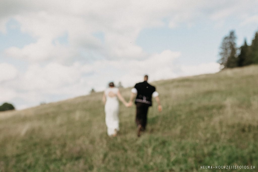 HelMa_Fotografie_Hochzeit_Hochzeitsfotograf_Bern_Gantrisch_Berghochzeit_Landhochzeit_Hochzeitsfotografin_Schweiz_Emmental_Thun_Biel_Elopement_Schweizer_Berge_Boho_wedding20190713_51-1024x683 Berghochzeit im Gantrischgebiet | Hochzeitsfotograf Kanton Bern  